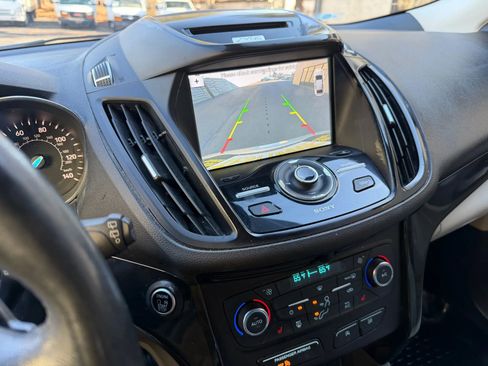 Used 2017 Ford Escape Titanium AWD/4WD image 40