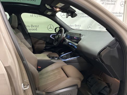 Used 2025 BMW X3 M50 w/ Premium Package image 28