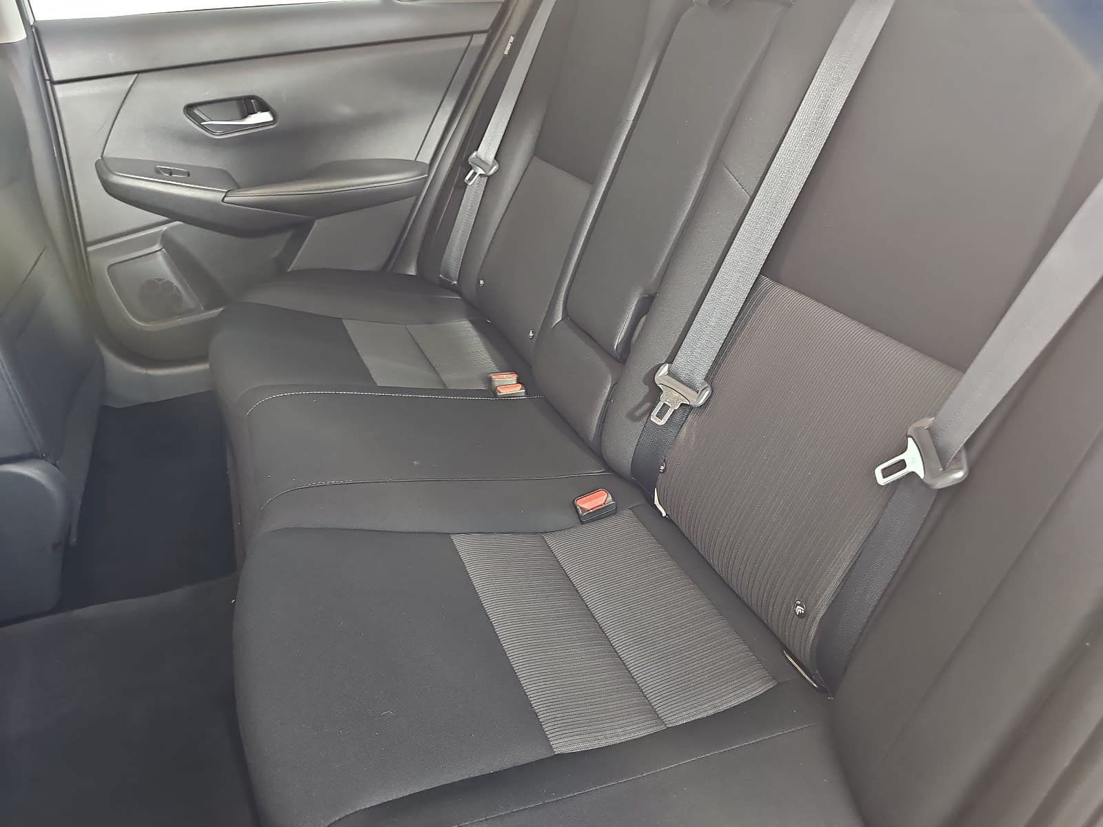 Used 2021 Nissan Sentra SV FWD image 12