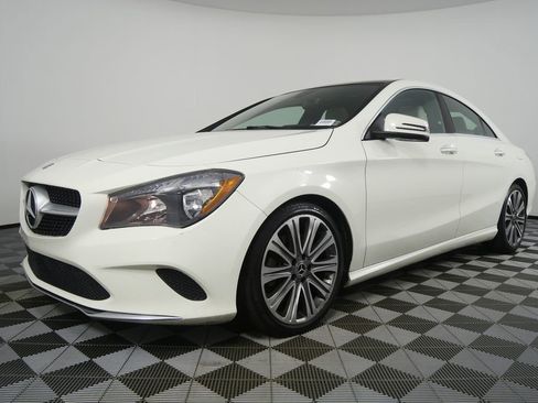 Used 2018 Mercedes-Benz CLA 250 image 7