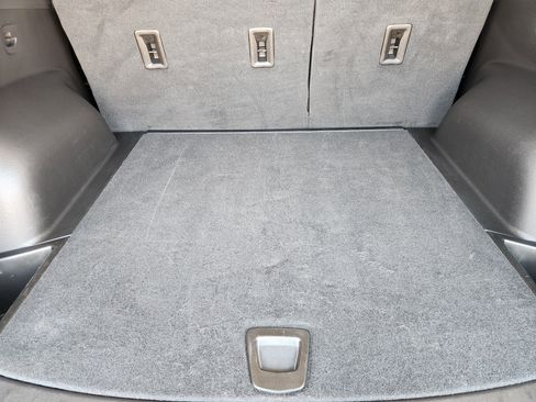 Used 2025 Chevrolet Blazer LT FWD image 35