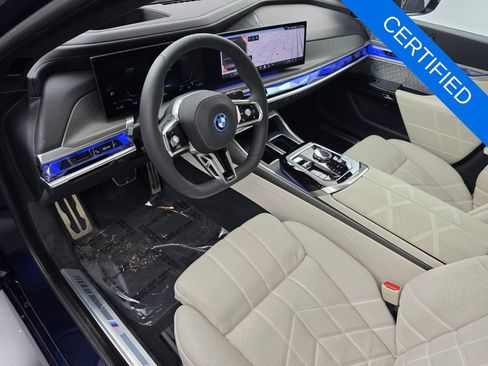 Certified 2023 BMW i7 xDrive60 AWD/4WD image 10