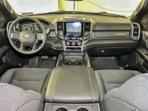 Used 2025 RAM 1500 Big Horn AWD/4WD image 32