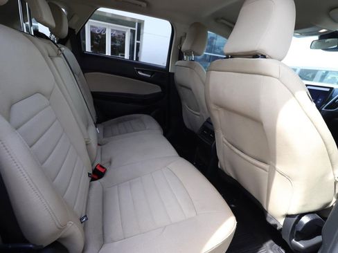 Certified 2023 Ford Edge SE w/ Black Appearance Package AWD/4WD image 23
