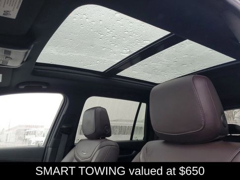 Used 2023 Cadillac XT6 Premium Luxury w/ Technology Package image 7