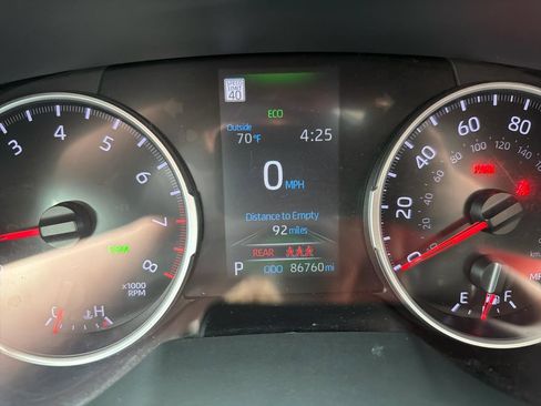 Used 2019 Toyota RAV4 XLE w/ Convenience Package AWD/4WD image 31