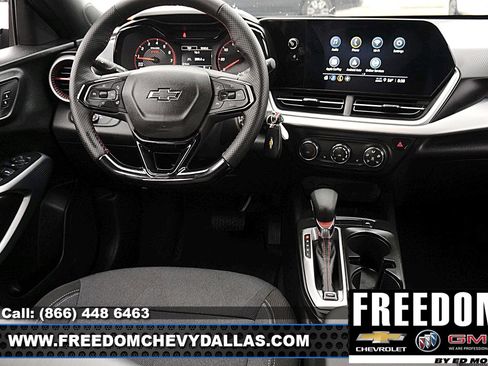 Used 2026 Chevrolet Trax RS w/ Driver Confidence Package image 17