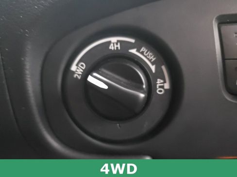 Used 2023 Nissan Frontier PRO-4X w/ Pro Convenience Package image 34