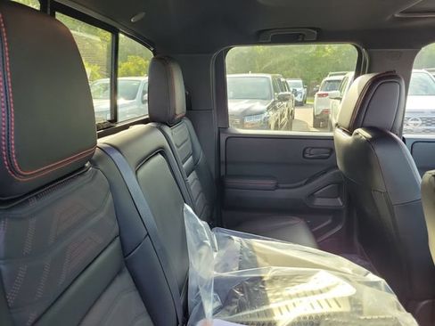 New 2026 Nissan Frontier PRO-4X w/ Pro Premium Package AWD/4WD image 28