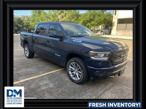 Used 2023 RAM 1500 Laramie AWD/4WD image 1