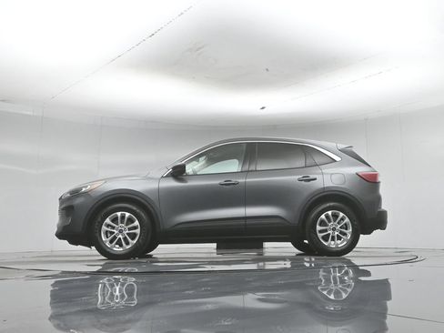 Used 2022 Ford Escape SE FWD image 8