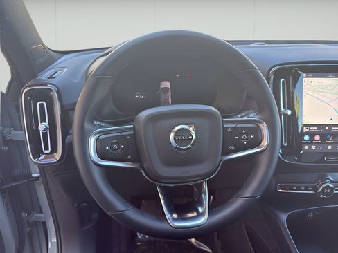 Used 2023 Volvo C40 P8 Recharge Ultimate image 14