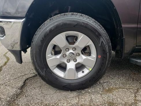 Used 2019 RAM 1500 Big Horn AWD/4WD image 33