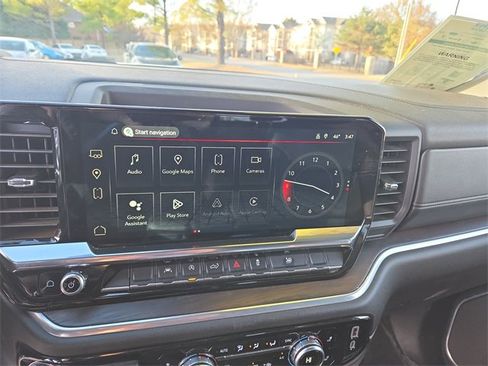 Used 2025 GMC Sierra 1500 SLT image 23