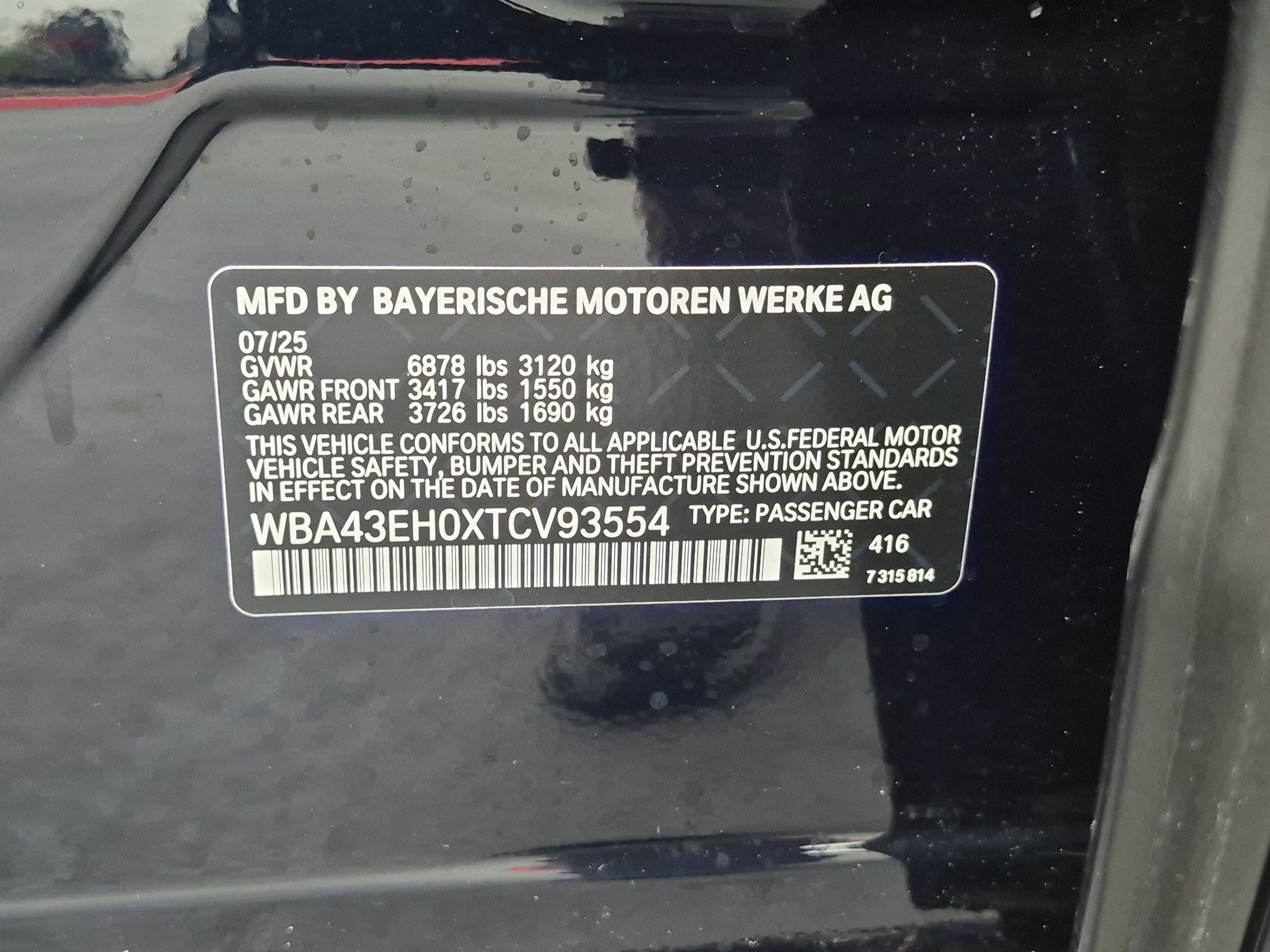 Used 2026 BMW 750e xDrive AWD/4WD image 35