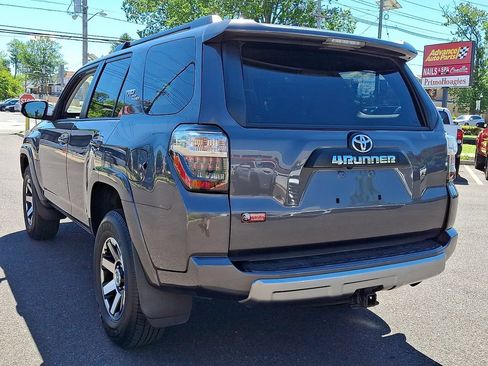 Certified 2023 Toyota 4Runner TRD Off-Road Premium w/ Moonroof Package AWD/4WD image 4