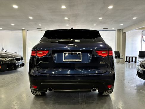 Used 2019 Jaguar F-PACE Premium image 6