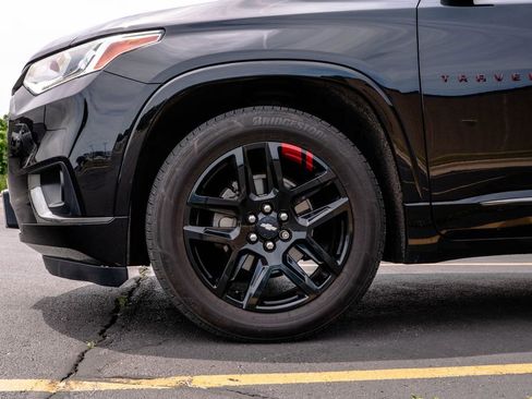 Used 2019 Chevrolet Traverse Premier w/ Redline Edition AWD/4WD image 10