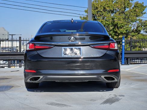 Used 2022 Lexus ES 350 Ultra Luxury image 8