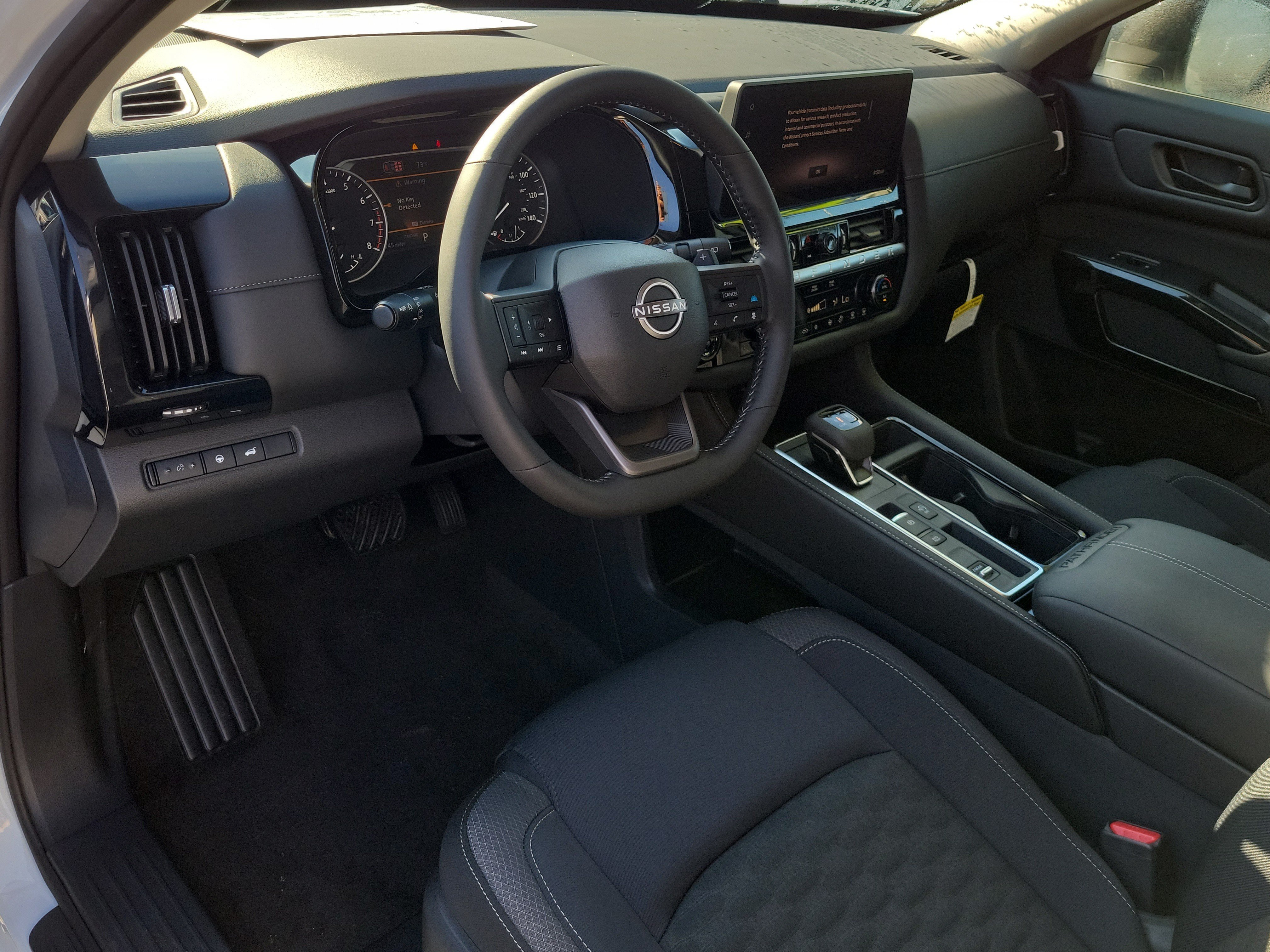Used 2026 Nissan Pathfinder SV FWD image 19