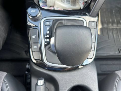 Certified 2025 Kia Seltos S AWD/4WD image 12