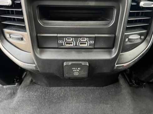 Used 2022 RAM 1500 Laramie AWD/4WD image 30