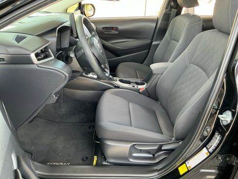 Used 2023 Toyota Corolla LE w/ Carpet Mat Package (TMS) FWD image 14