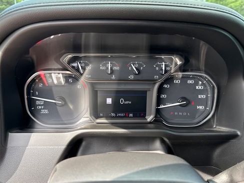 Used 2021 GMC Sierra 1500 AT4 w/ AT4 Preferred Package AWD/4WD image 15