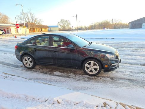 Used 2015 Chevrolet Cruze LT image 7