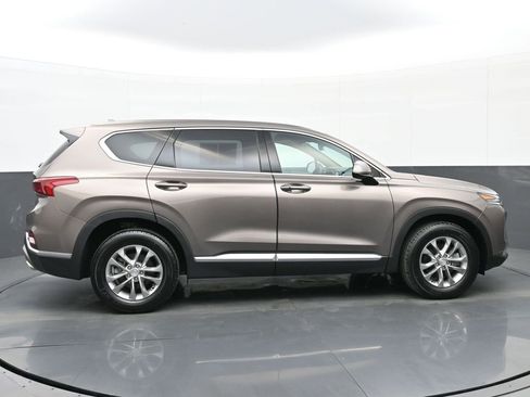 Used 2020 Hyundai Santa Fe SEL image 3