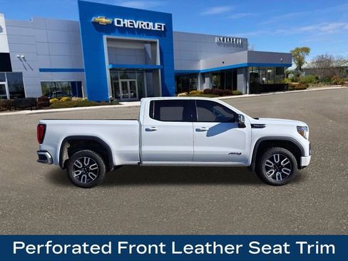 Used 2022 GMC Sierra 1500 AT4 image 28
