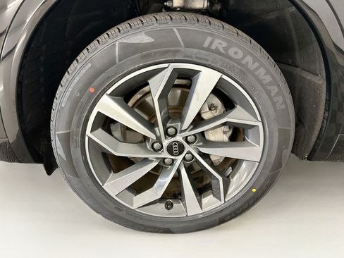 Used 2023 Audi Q5 2.0T Premium Plus w/ Premium Plus Package AWD/4WD image 37
