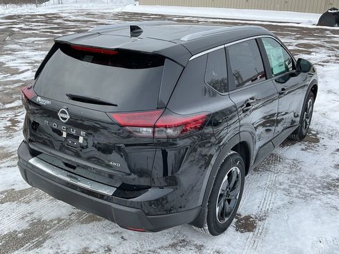 New 2026 Nissan Rogue SV w/ SV Premium Package image 5