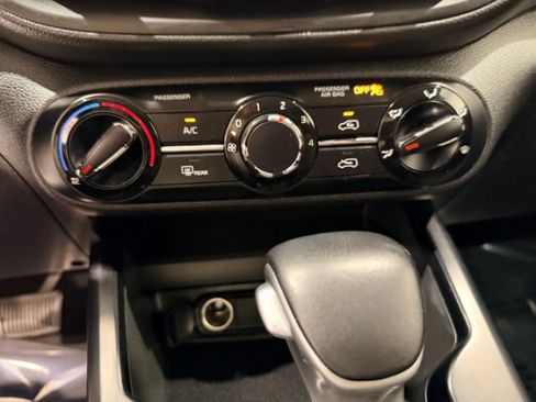 Used 2020 Kia Soul GT-Line FWD image 19