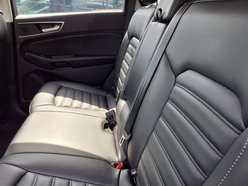 Used 2024 Ford Edge SEL w/ Convenience Package AWD/4WD image 7