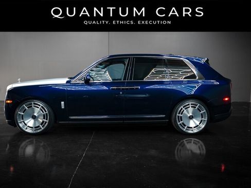 Used 2020 Rolls-Royce Cullinan AWD/4WD image 27