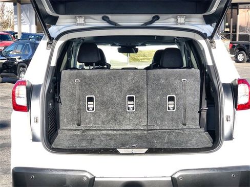 Used 2024 Subaru Ascent Limited w/ Technology Package image 25