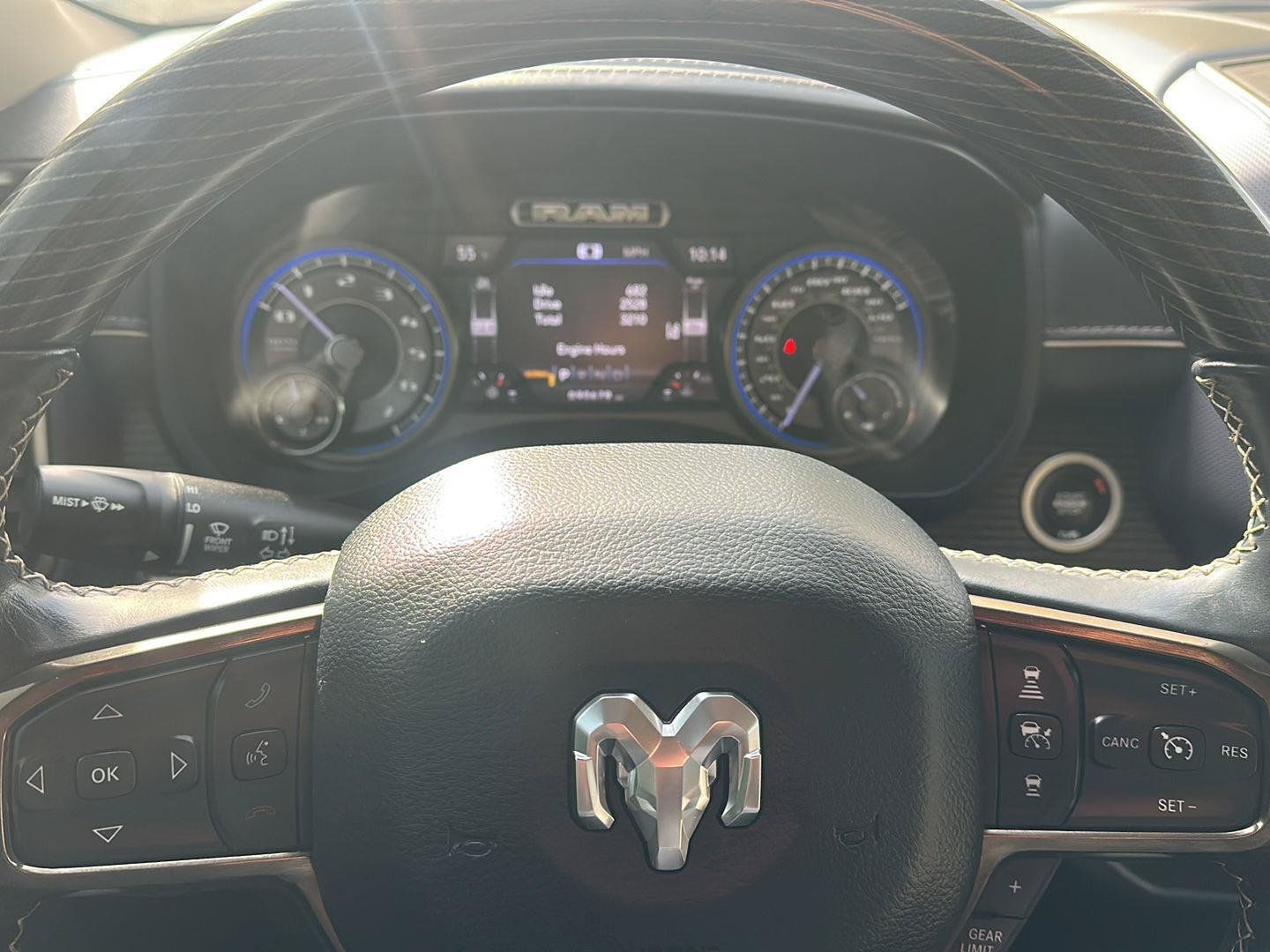 Used 2019 RAM 1500 Limited AWD/4WD image 16