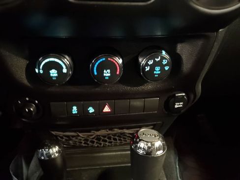 Used 2017 Jeep Wrangler Unlimited Sport w/ Quick Order Package 24S image 19