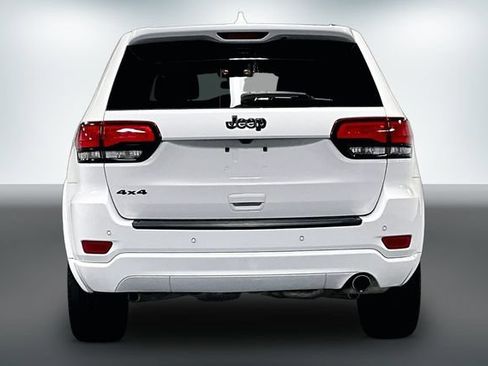 Used 2021 Jeep Grand Cherokee Laredo X AWD/4WD image 6