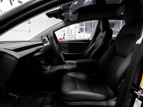 Used 2025 Tesla Model 3 Long Range image 4