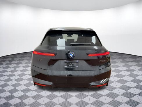 Used 2025 BMW iX M60 image 7