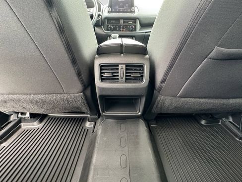 Used 2023 Nissan Rogue S AWD/4WD image 14