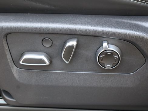 Used 2025 GMC Sierra 2500 Denali Ultimate image 20