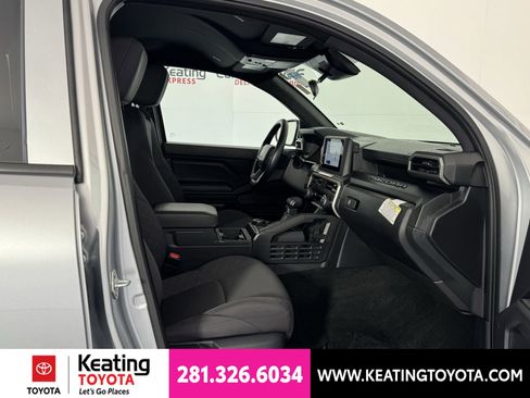 Certified 2025 Toyota Tacoma SR AWD/4WD image 22
