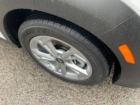 Certified 2023 Hyundai Kona SEL AWD/4WD image 9