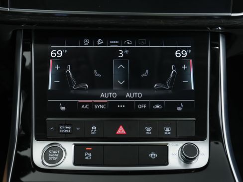 Certified 2022 Audi Q7 2.0T Premium image 32