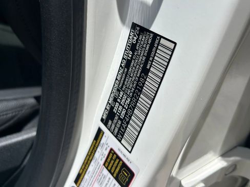 Used 2024 Mercedes-Benz C 300 4MATIC Sedan image 10