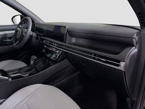 Used 2025 Hyundai Santa Cruz SEL FWD image 34
