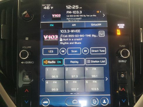 Used 2023 Subaru Ascent Premium image 25